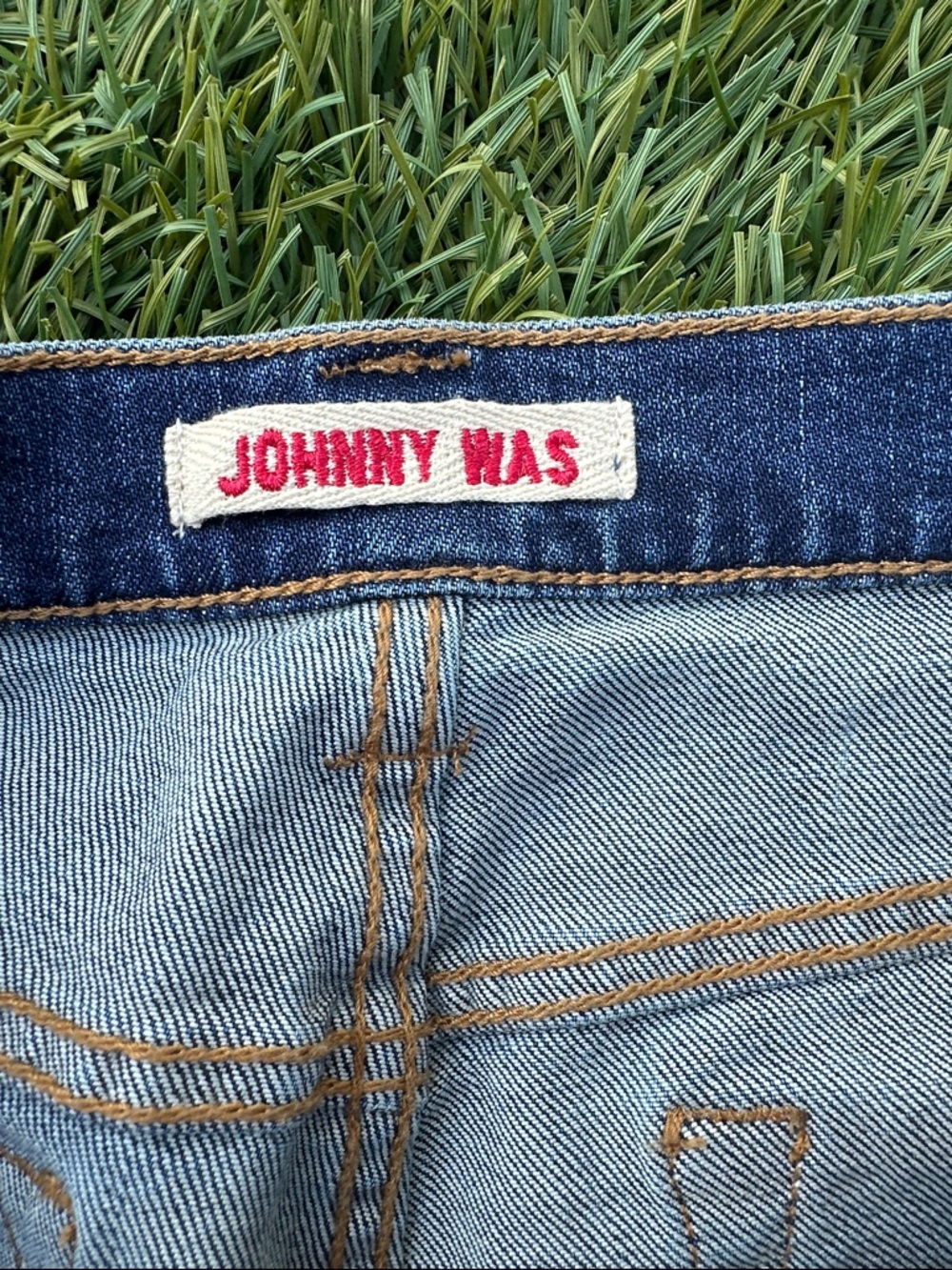 Johnny Was Blue Embroidered Flare Jeans with Pink & Multicolor Trim - Picture 2 of 3